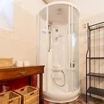 Vintage In The Hamlet With View Appartement